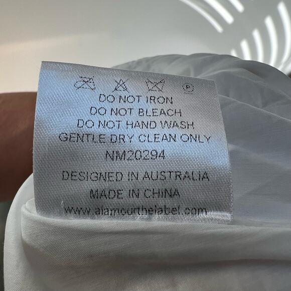 Alamour The Label Andrey Mini V-Neck Low Back White Dress Small NWOT - Picture 6 of 7